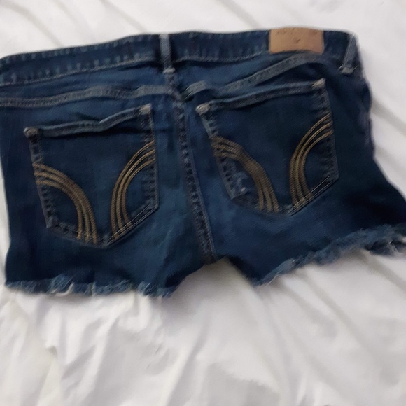Hollister shorts - Picture 2 of 3
